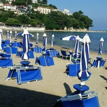 Casa Vacanze Niko / Apt. Yucca - Eucalipto Apartamento Agropoli